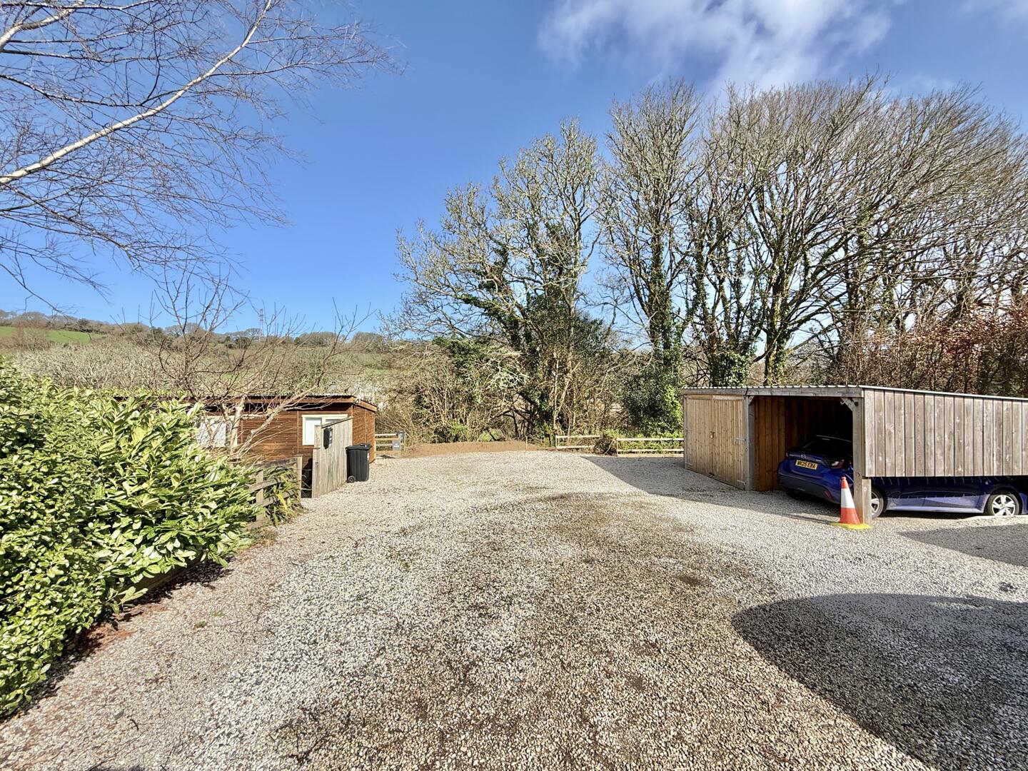 2 bed property in Trehaddle, Truro